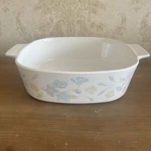 Vintage 2L Corningware casserole